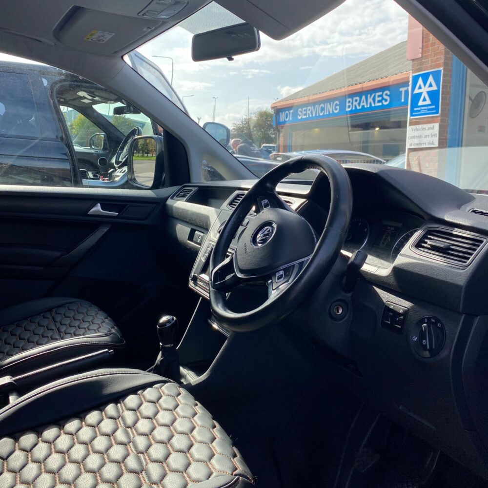 Double Car Comp, Range Rover Sport & VW Caddy + £20k In Instant Wins - Image 8