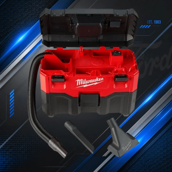 Milwaukee 18V Li-Ion Cordless Wet / Dry Vacuum M18VC2.0 Or £70